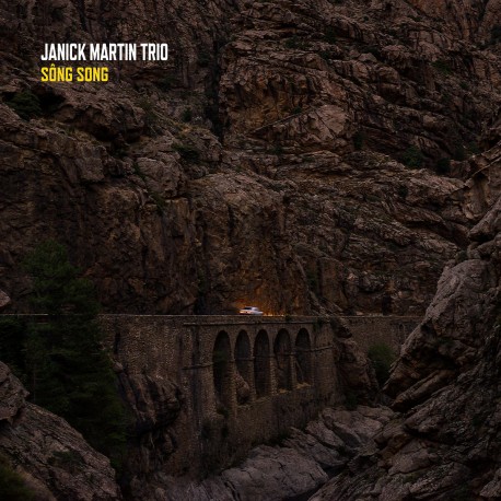 Janick Martin Trio | Sông Song
